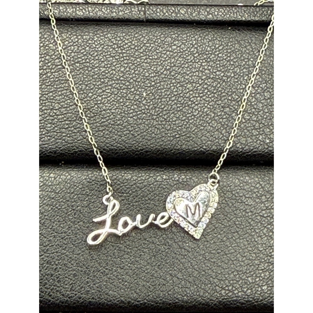 EUC 18" Sterling Silver Love "M" Initial Pendant Necklace J16